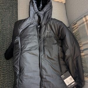 Arc'teryx Men's Dark Gray Puffer Jacket